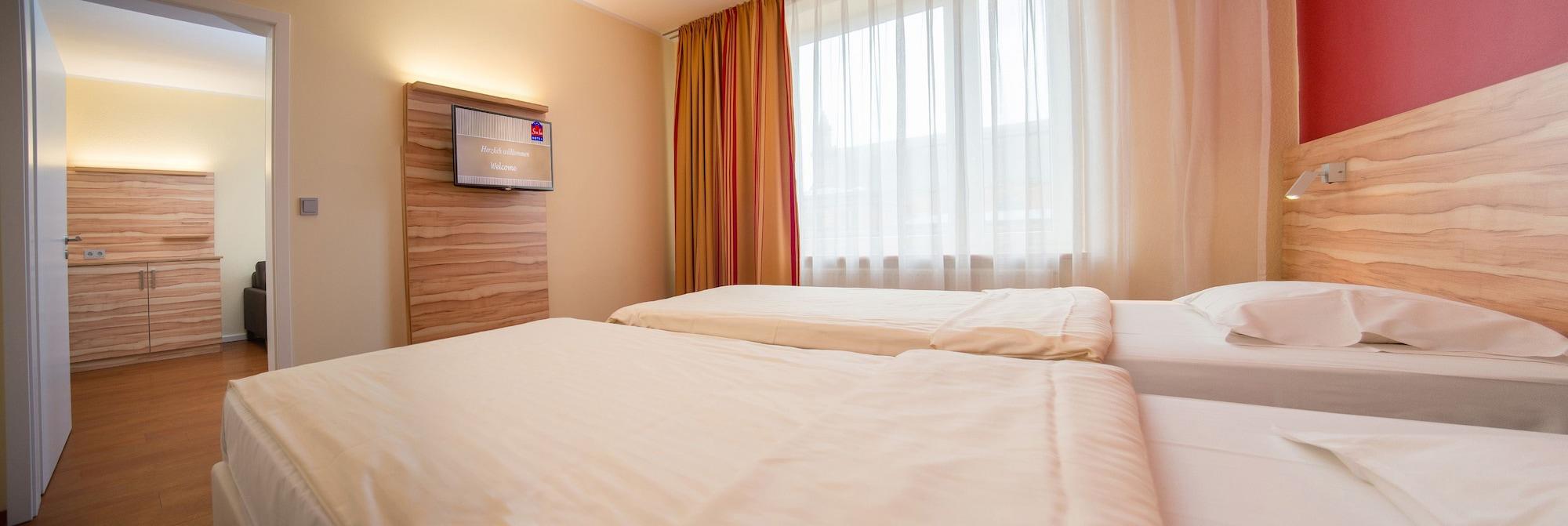 PLAZA Premium Columbus Bremen Hotel Bagian luar foto