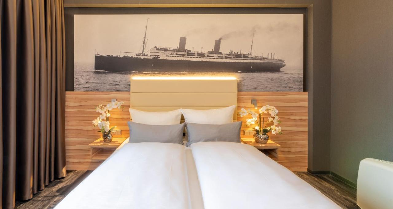 PLAZA Premium Columbus Bremen Hotel Bagian luar foto
